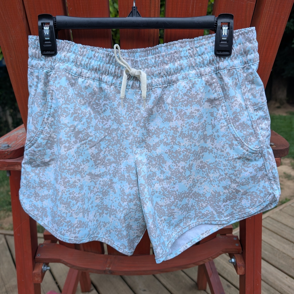 Columbia Light Blue and Gray Patterned Shorts